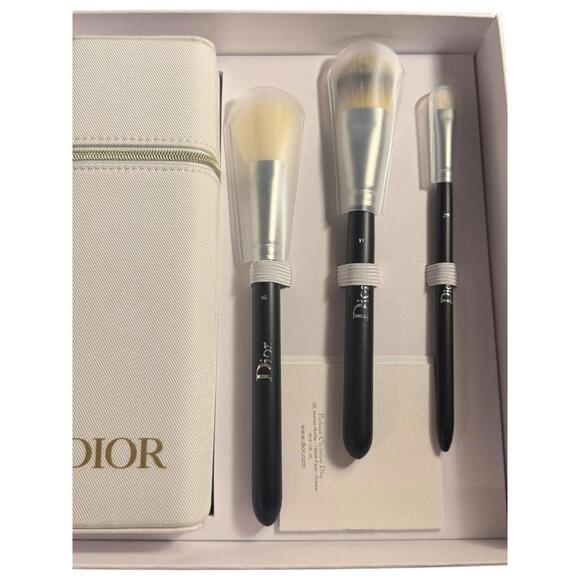 Dior silver status welcome gift makeup brush set with a white case.